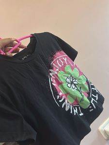 Black Graphic Crop Tee