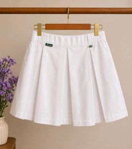 White Pleated Cropped Pants