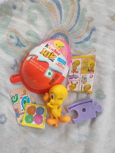 Kinder Joy Tweety Bird Surprise Toy