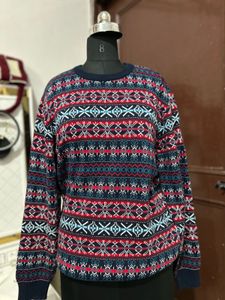 Patterned Pullover Sweater