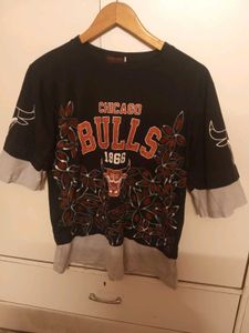 Chicago Bulls Layered T-Shirt