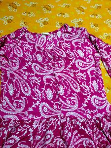 Beautiful Pink Paisley Print Kurta