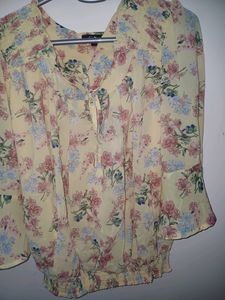 Celia Printed Yellow Top