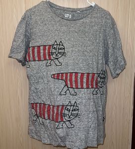 Uniqlo UT Lisa Frank Cat Graphic Tee