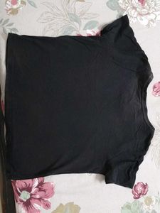 Basic black tee