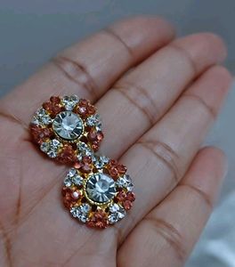 💗 Dusty Rose Sparkling Crystal Stud Earrings