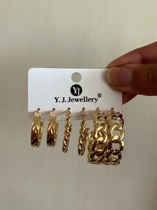 Classy Textured Earrings