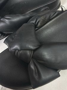 Chic Black Bow Slides