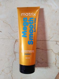 Matrix Mega Smooth Hair Mask