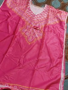 Vibrant Pink Bandhani Print Kaftan