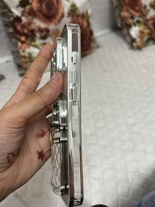I Phone 15 Pro Cover