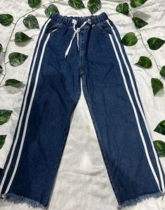 Korean Ankle Jeans.