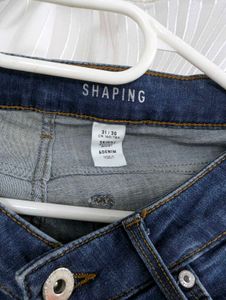 slim fit jeans