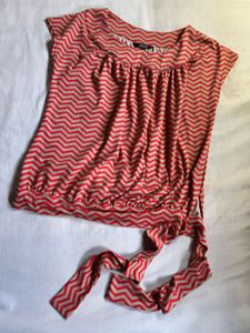 Chic y2k textured top