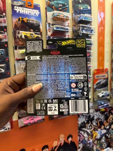 Hot Wheels Stranger Things 1983 BMW 733i