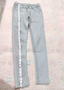 Light Wash Skinny Jeans✨💖