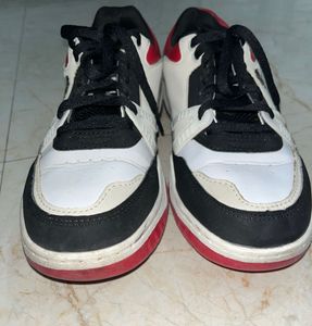 redtape sneakers
