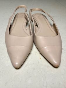 H&amp;M Nude Pointed Toe Slingback Flats | Worn Once