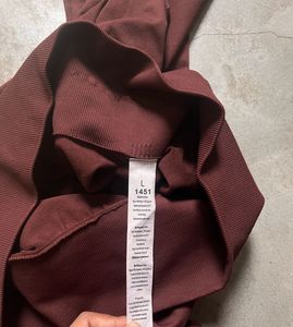 high-waisted, seamless, scrunch-butt athletic legg