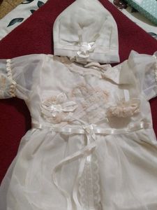 Baby Girls Christening Gown &amp; Bonnet Set