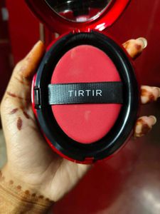 Tirtir Red cushion foundation