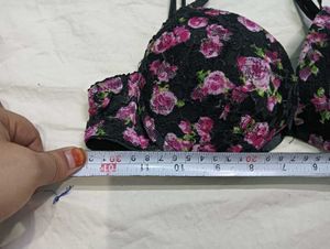 Black Floral 🤎Lace Bra