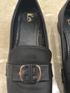 Klee Black Loafers