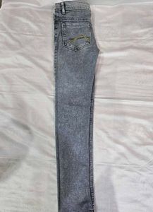 Men's Grey Washed Jeans