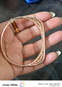 Elegant Rose Gold Tone Bangle Bracelet