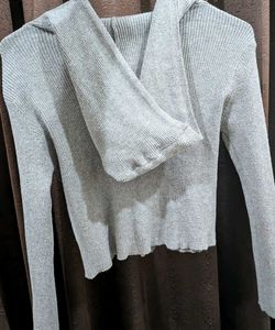 Crop Cardigan Grey Top With Cap.