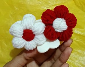 Flower Claw Hair Clip