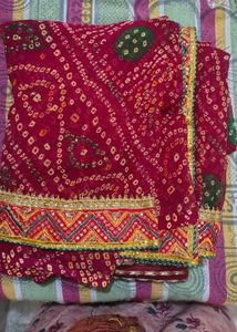 Vibrant Bandhani Saree with border