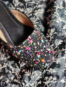 Embellished Black Jutti Mules