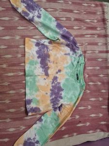 Tie-Dye Long Sleeve Crop Top