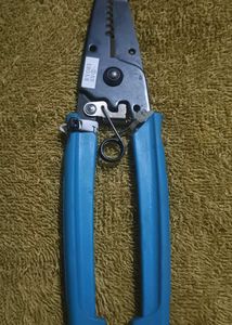 Hozan P-968 Wire Stripper