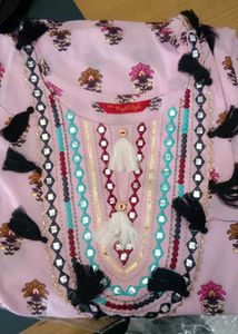 PINK PRINTED KAFTAN KURTI.