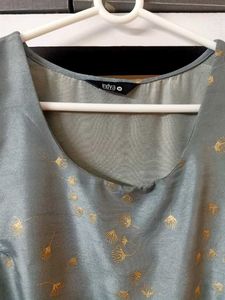 FINAL PRICE  Indya Grey Foil Layered DoubleLayer