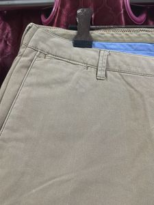Men's Classic Khaki Chinos