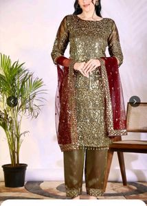 Elegant Embroidered Kurta Set