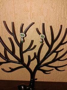 Elegant Green stone Earrings