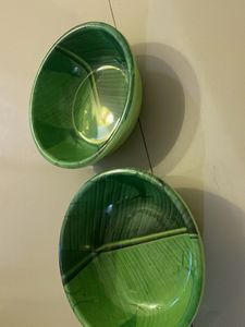 2 small bowls