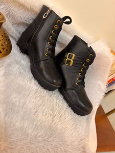 Longwalk Black Boots