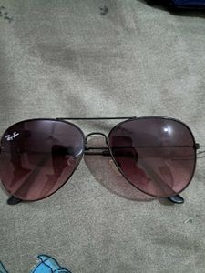 Rayban: Sun Glasses