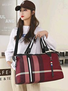 Stylish Plaid Weekender Bag