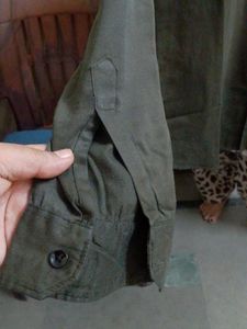 Men's Classic Olive Green Button-Up Shirt