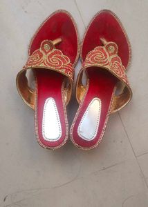 party wear Ethnic Embellished Flats
