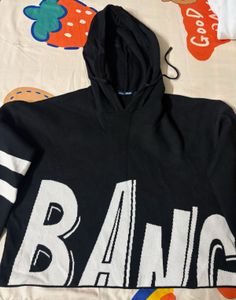 Cropped hoodie with BANG typography