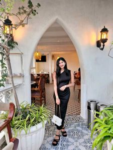 Elegant Black One-Shoulder Dress
