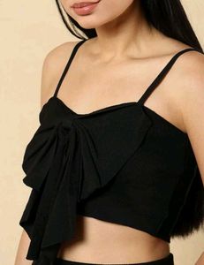 Chic Black Bow Detail Crop Top