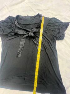 Chic Bow Japanese Black Top